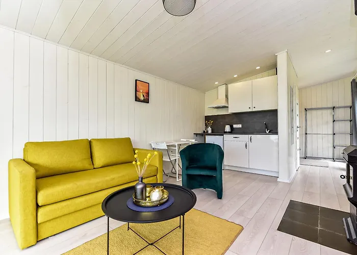 Volunge House