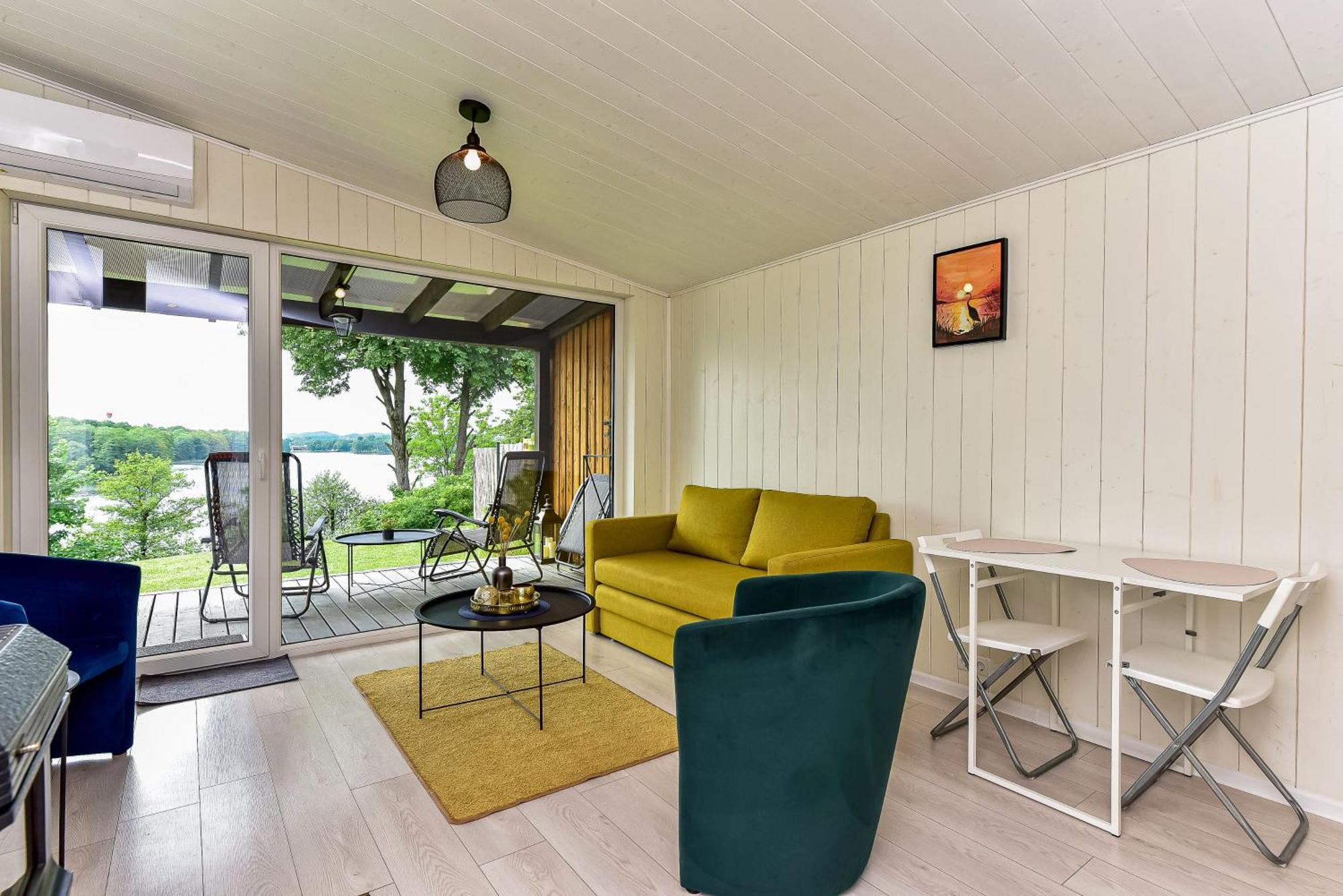 Volunge House
